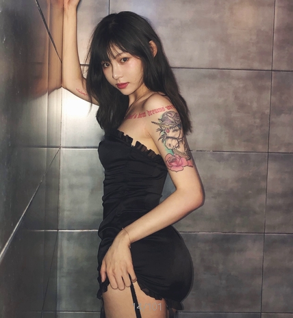 抖音千万粉丝网红_痞幼各种私拍877张套图