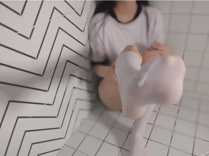 火爆某推最新完整合集22V-8G：绝色娇艳美足妹子美女极品罗莉，粉嫩美足浮力姬，反差婊Y乱纯欲抖M美女，令人瞠目结舌！