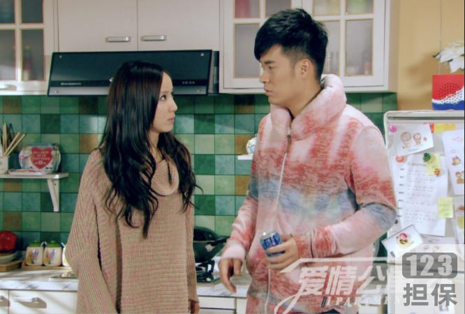 《AI换脸爱情公寓：周洁琼祝绪丹陈雨琪抖音网红的日系剧情片，全新的AI技术视频观影体验》