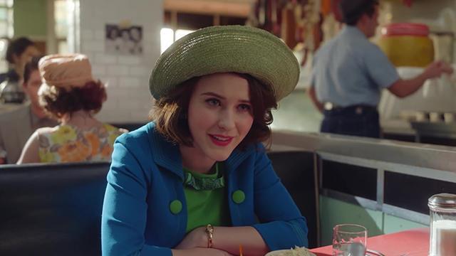 《了不起的麦瑟尔夫人》：女性的自我觉醒与蜕变