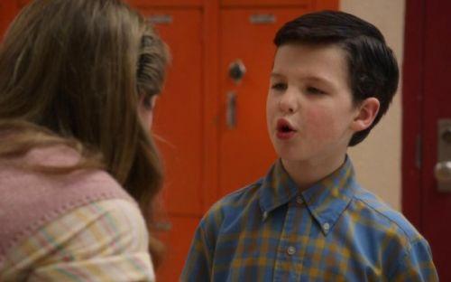 小谢尔顿第四季中字1080p：多格式支持、阿里云盘下载、视觉效果出色