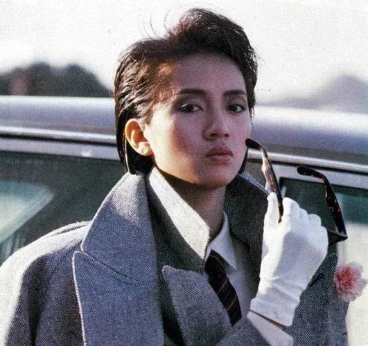 《风华绝代：王丹妮/古天乐传奇影星的一生》