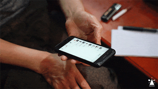 1993[易和谐速存]：安全可靠，快速存储大量数据，支持偷窥、加密、双重认证等安全保护技术