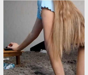 P站热度十足！极品胖臀大罩杯网红College_Girl的火热浮力视频，苗条光“阴”搭配道具，有尺度给力十足！