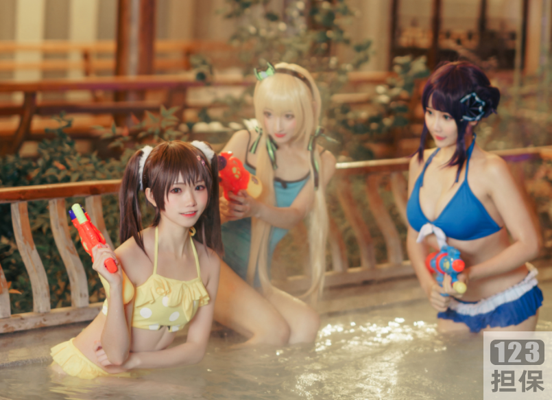 二次元美少女，温泉COS图集《三色绘恋》