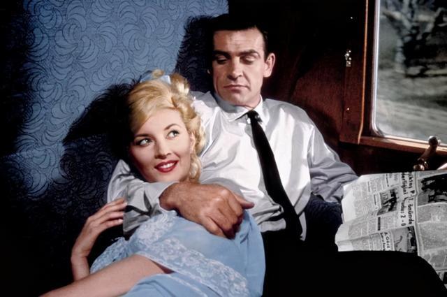 《007无暇赴死2021：经典新片.1080p.国语配音.MP4》