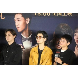《扬名立万：秦霄贤爆棚悬疑喜剧，豆瓣评分7.6》