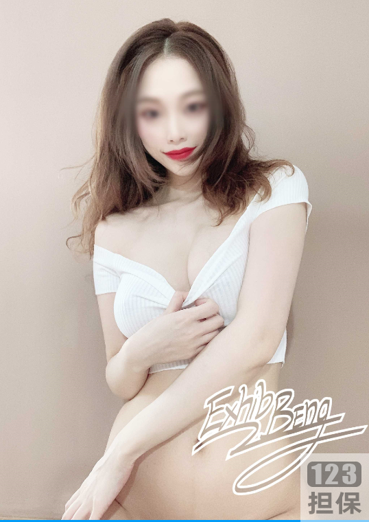 阿崩娇妻：烈焰红唇、精致脸蛋、挺拔双峰、纤细嫩腰，拥有55个视频，6.6G的ji+qing+shi+pin