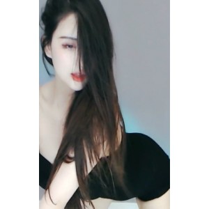 虎牙女主播苏樱：高颜值舞蹈专业完美健身大长腿