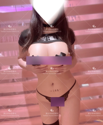 糯米姬黑色长筒袜经典之作：精选小姐姐，肉感视频照片，让你一起见证性感瞬间