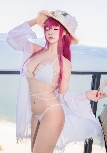 Momoko葵葵精美COS表演集：网红coser的精彩表演，性感可爱的前车大灯，D规模18R，43套布料7.4G