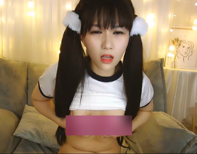 SifangTV萌妹子Bes7f五月合集：可爱小仙女外表清纯，一笑倾城，性格可爱，时尚潮流，宠粉有粉丝，清纯学生、JK睡袍、汉服木耳、橡胶完就娆让你一见倾心！