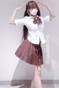 可爱小简米兰达·贝鲁奇：简小可的舞蹈活力