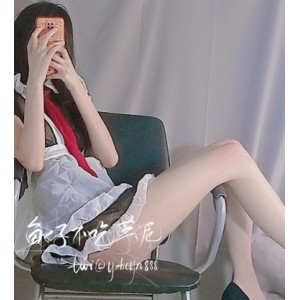 知名小姐姐大长腿：推特鱼子不吃芋泥，让你无法抗拒的性感女仆装扮