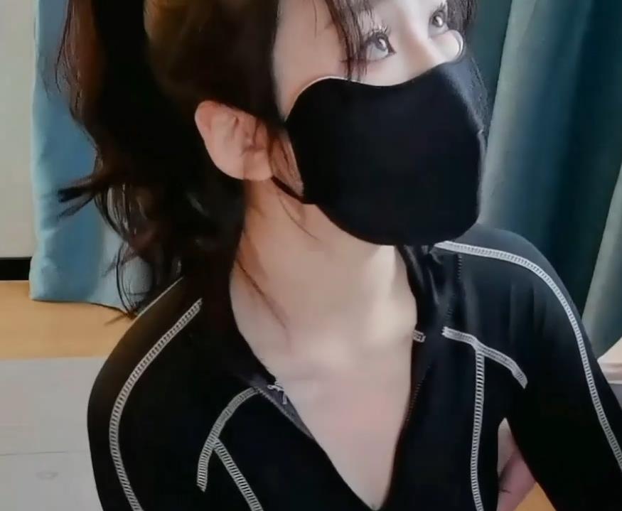 1V1.1G，淑怡老板包养：纤细身材美若梦中情人