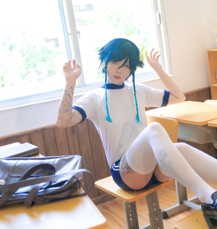 《甄志丙伪娘类视频合集：美若天仙，洗涤心灵尘埃》