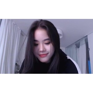 可爱镜娘li_chang：新作品清纯可人，美丽是一种责任！