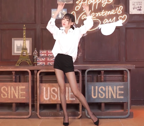 1080P高清B站舞蹈区网红大棒子《一分一秒含住你的大棒子》：超越自我、超越极限！