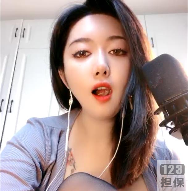 小坦克-萌奶大美52.8G资源，烧话叫声玩具一应俱全！今年H播佼佼胀妗