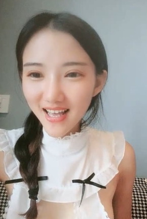 眼镜牛气主播：南半球43.9G高清视频，一线天玉兔搬运整合