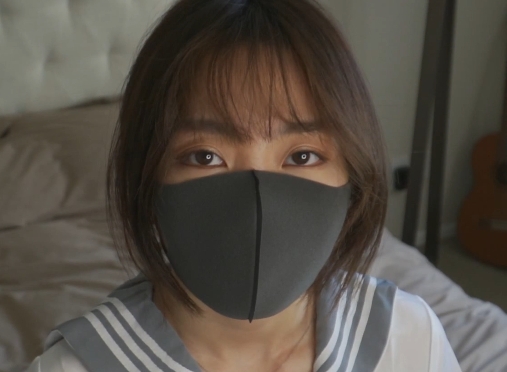 香港网红Doll：装腔作势，爆红新人，某处汁满足老司机