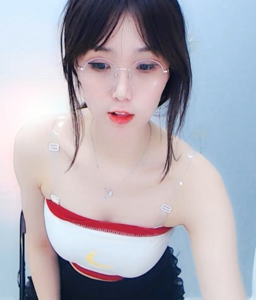 虎牙女神CK-点昕与静静：定制视频集锦，收费抬腿弯腰领略靓丽身材！