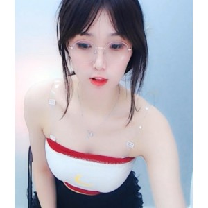虎牙女神CK-点昕与静静：定制视频集锦，收费抬腿弯腰领略靓丽身材！