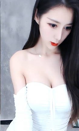 车老板：精选虎牙女主播的五部舞蹈精选颜值高身材丰满，1G大小，让你爱不释手！