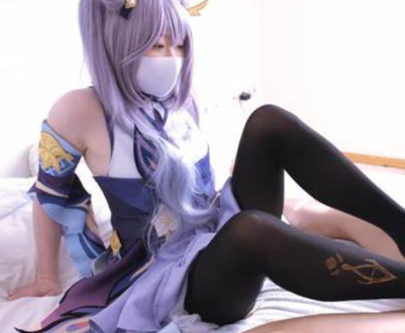 柚子猫老板娘私密泄露资源：293m成熟型美少女网络美少女