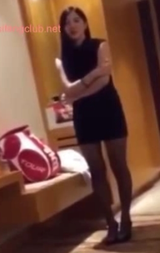 KTV上班的小姐姐：工作态度、上班时间与客人的嬉戏打闹
