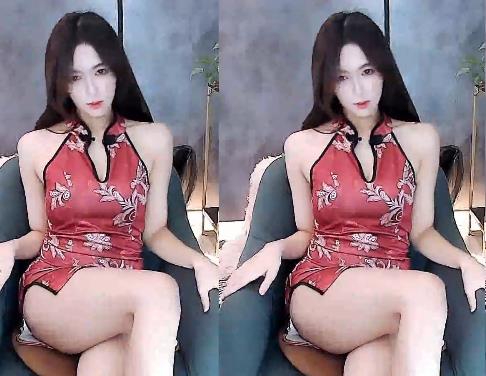 石瑶：虎牙精选社保姬，迷人容貌与活泼性格的完美结合！