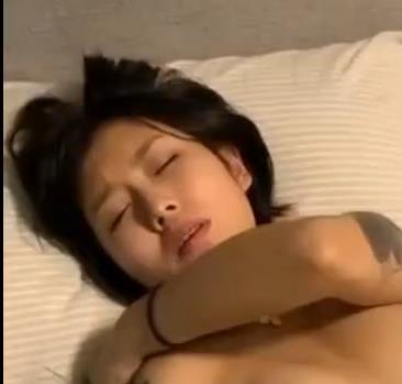 《王大炮高颜值抖音网红电钻视频散播：女神魅力、智慧技能、套路精彩》