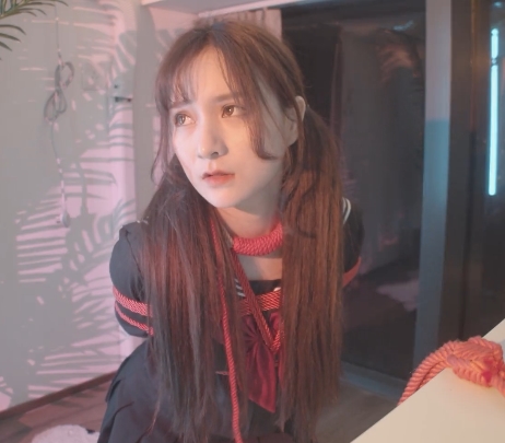 Pornhub推出超可爱JK女友视频，网红小桥如仙女般美丽动人