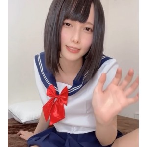 秋月真凌演绎伪娘：母爱的温柔与爱的力量