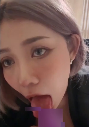 网红babynookie精选性感漂亮馒头女神用口深处：1V+108M，7Z双层压缩，1币白嫖