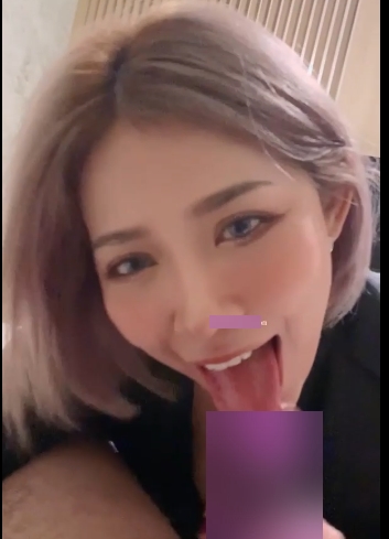 网红babynookie精选性感漂亮馒头女神用口深处：1V+108M，7Z双层压缩，1币白嫖