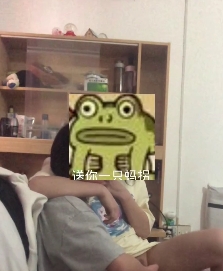 《双女畸形之恋：爱情攻守游戏，疯狂暴抠激吻，JJ穿搭，自拍顶级》