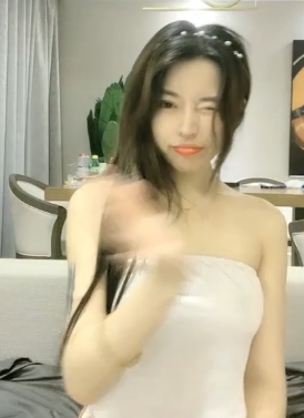 小雅网红女神的稀缺散播醉酒销魂自嗨外流绝版合集