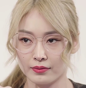 1.《高叶：杨颖黑丝女教师的故事》2.《宋轶光“阴”热巴：拉女神沉沦的剧情艾薇》