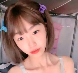 高颜值胸前软肉寝室lu+bi露奶呜崽酱5V2.33GB百度盘超级大礼包