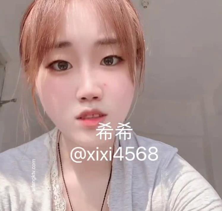 新晋大学生希希xixi：颜值超嫩身材，10V156M烧货紫薇作品