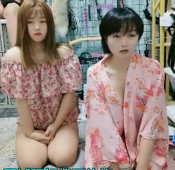 指教妹子奇妙劲爆道具琳琅满目，2小时40分钟2.05G