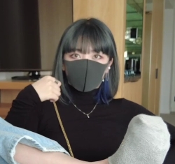 香港申精可试吃玩偶姐姐合集