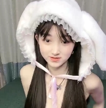 性感尤物：小情人美少女vs胖大叔穴玩弄