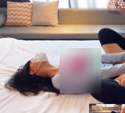 尤物气质女神1V1：168CM美腿一字马，1.24G百度盘下载