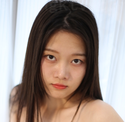 精选光“阴”妹张雨婷：清纯邻家妹有尺度宾馆模特自行打包