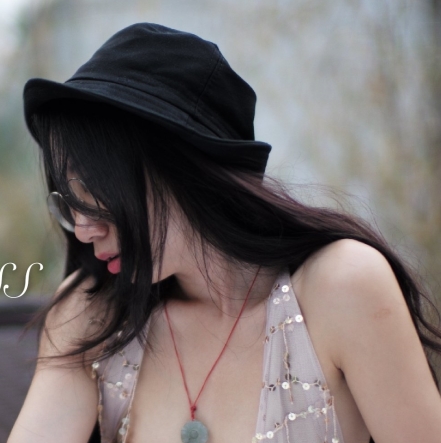 冯珊珊女神户外推特作品