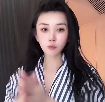 疯狂抖音2.2G百度盘资源，转载搬运，大哥玩崩溃，真容美女121V！