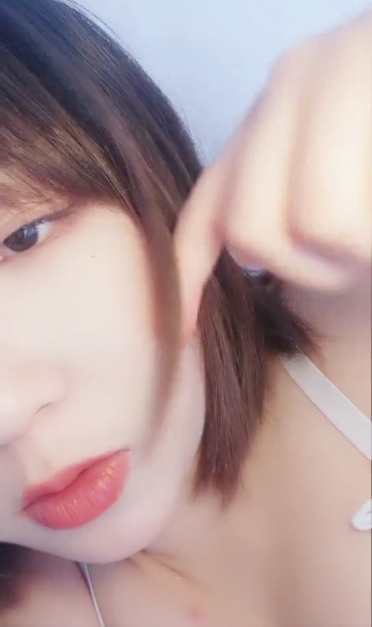 白色吊带|九儿小川1V137M|百度云