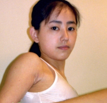 《13年日常：少女成长史，从大学到婚后的打粑粑生活》2.1g